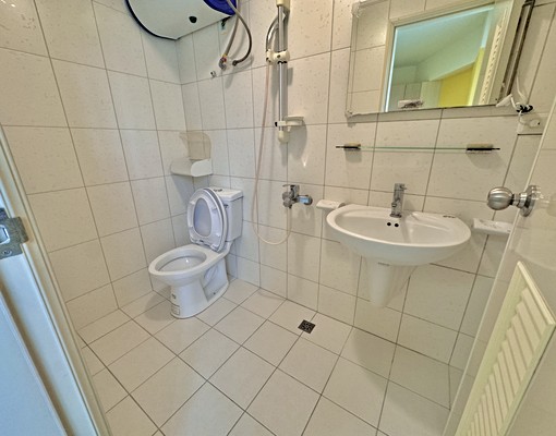 靜宜大學/套房出租/員工宿舍/學生套房 - Image 3