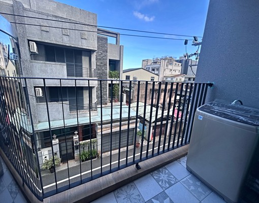 【碧雲莊】溫馨兩房兩衛,華夏全新完工 - Image 1