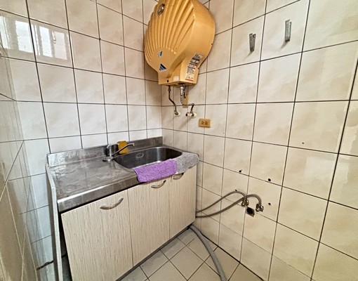 只須輕鬆爬半層樓梯雙套房/雙陽台/可租補/可寵 - Image 9