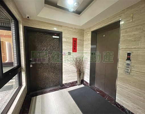 捷運南港展覽館站★管家式管理--獨立套房★住商連素貞 - Image 4