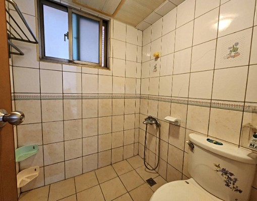 A8長庚｜九揚報喜｜挑高全配4房｜租金含管｜可入籍報稅 - Image 9