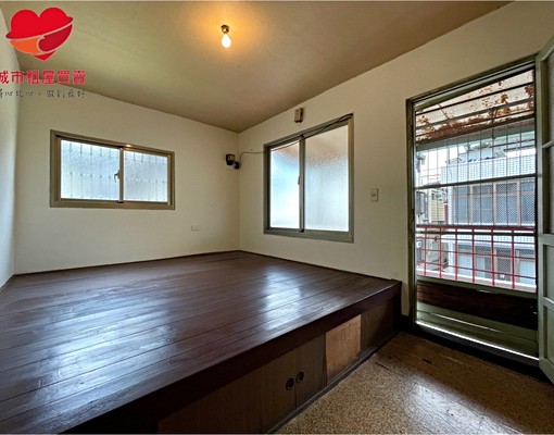 【城市租屋】整棟透天、進德國小、一中、樂成宮、秀泰 - Image 11