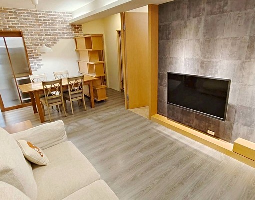 板橋車站/可入籍/正兩房裝潢精美/採光通風家具齊全/空間大/ - Image 1