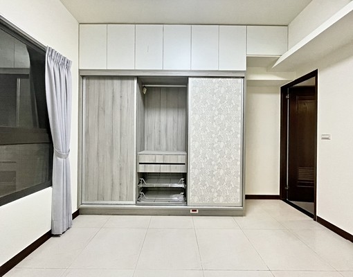 中興大學忠孝學府✨系統櫃裝潢三房含管平面車位❤️單純社區❤️ - Image 9