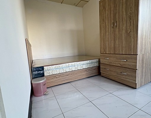 新埔捷運套房可租補 - Image 1