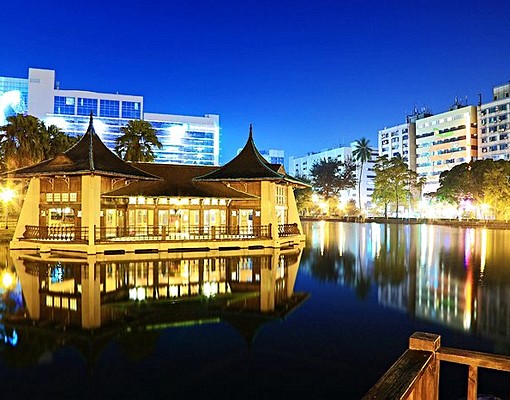 三民/一中街☀高雅精品大空間☀木地板☀大衛浴☀獨曬 - Image 1