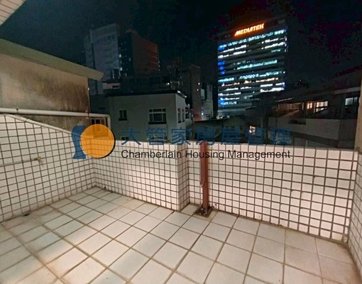 近園區好事多《交流道旁5房透天門口停車》 - Image 4