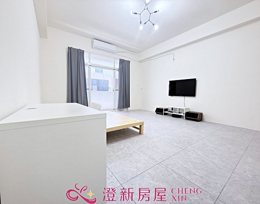 超優大套房✨可租補✨補床墊+獨立陽台洗衣機、台電、掃地機器人 - Image 4