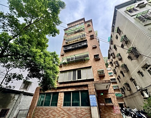 溪州國小旁|電梯華廈大空間四房|可停電動車|可租補 - Image 2