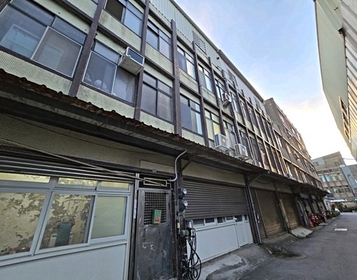 獨立套房三樓後龍老街上 - Image 5