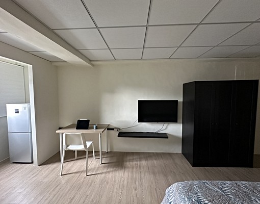 ✨市中心電梯大樓獨立套房✨全新裝潢傢俱家電 - Image 13