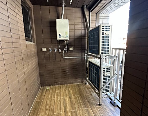 近小巨蛋敦北南京新成屋~交通便利有陽台質感佳 - Image 3
