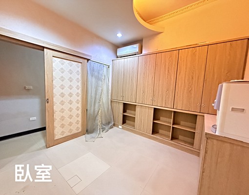 鳳山西捷運站丨鳳山家樂福店面1樓 - Image 5