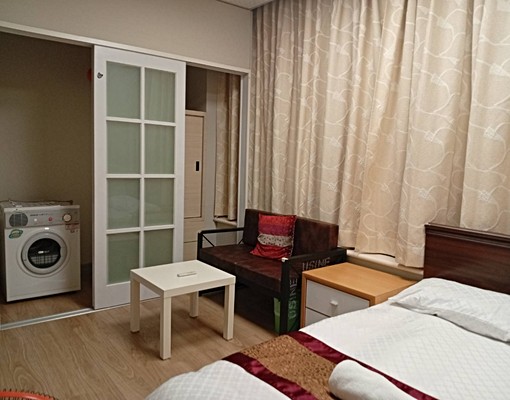 高雄亞灣區85大樓獨立套房洗脫烘家具齊全即刻入住享受生活 - Image 1