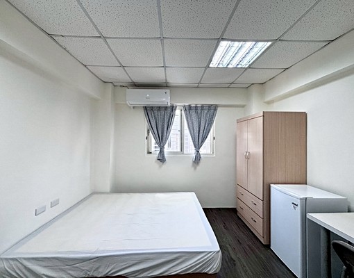 信義安和🏘️租補‼️台電⚠️採光明亮獨洗曬🌟垃圾代收 - Image 3