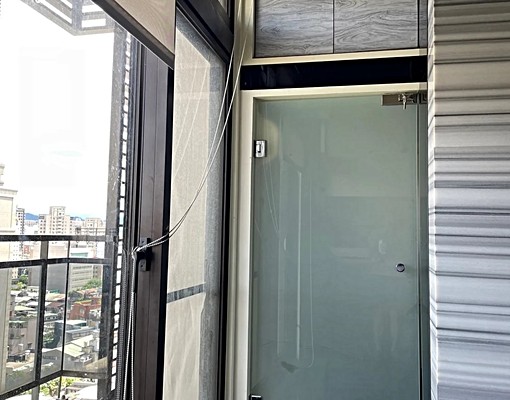 美樂*中正紀念堂站*高樓景觀一房*有陽台*租補報稅家具可議 - Image 9