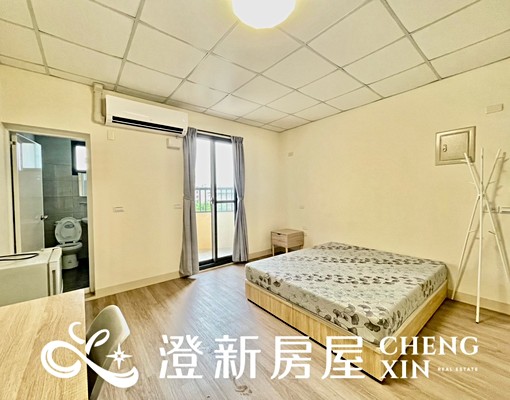 鄰近24H家樂福購物中心/竹南火車站/質感套房 - Image 2
