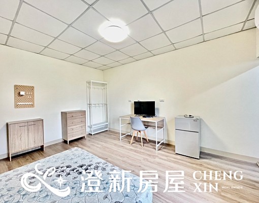 鄰近24H家樂福購物中心/竹南火車站/質感套房 - Image 4