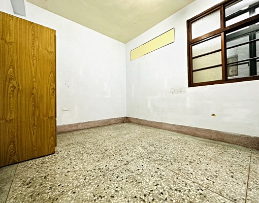 草屯市中心/草溪路透天雙層出租/四房兩衛/可申請租屋補助 - Image 7