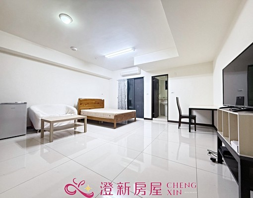 超大間獨立陽台洗衣機🌹管理員代收包裹🌹垃圾處理 - Image 1