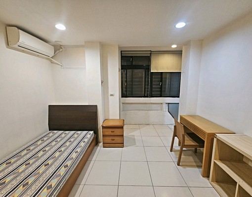 東門❤️陽台獨曬/變頻冷氣/彩光通風/機能便利/傢俱齊全 - Image 3