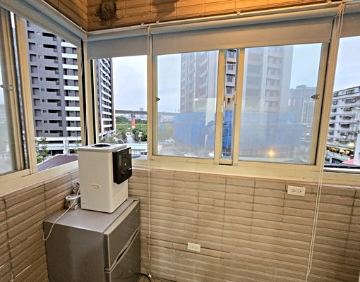 可租補+獨立陽台+代收垃圾+超新屋況+機車位 - Image 9