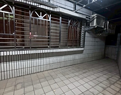 近三和國中/垃圾代收/變頻冷氣/全新裝潢/乾濕分離/空間大 - Image 11