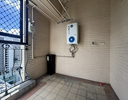 巨蛋商圈-香榭麗緻景觀4房平-可租補 - Image 5