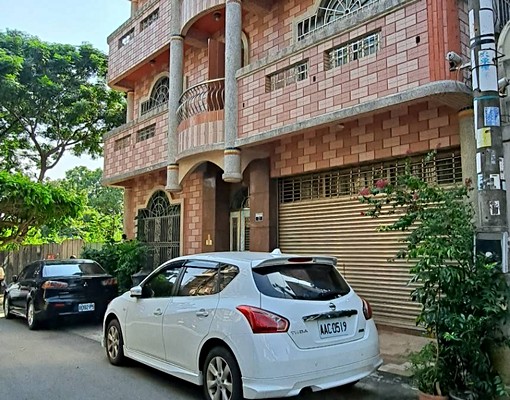 近東大中科工業區獨棟歐風別墅精緻套房出租 - Image 3