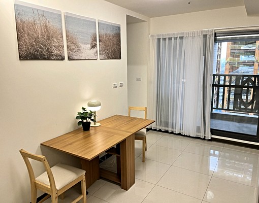 全新裝潢、全新家俱,首次出租 - Image 2