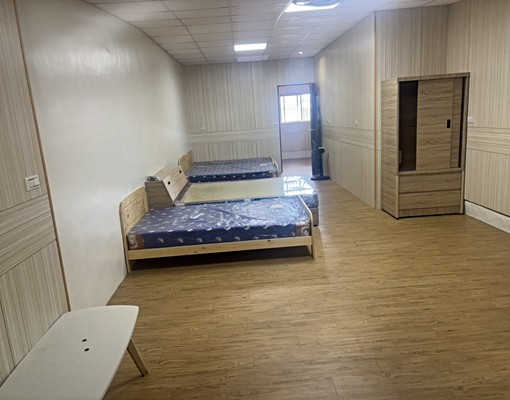 新裝修整層出租,適合工程短租,近工業區,低押金 - Image 1