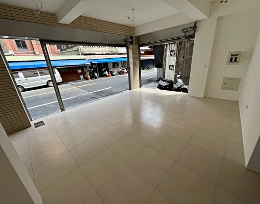 大晟一般租賃~宜蘭崇聖街全新店面出租 - Image 7