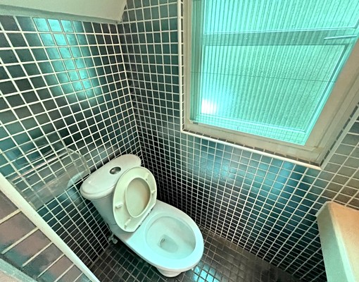 橘子🍊西屯路都會公園前🍊四樓別墅🍊3房含車管可寵可租補 - Image 5