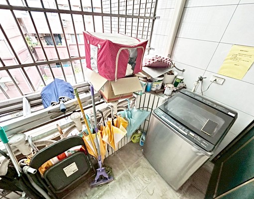 捷運副都心◆採光套房◆曬衣凸窗★飲水機 - Image 5
