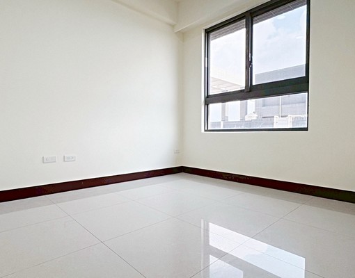 屋主自租全新裝潢超美視野A19旁三房兩廳雙衛含平車(仲介勿擾 - Image 12