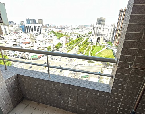 高醫商圈公園景觀兩房(夢皇家) - Image 4