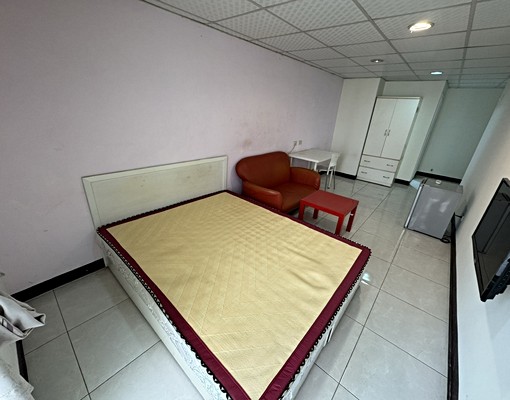 有陽台，近展演館慈文國中獨立大套房 - Image 5