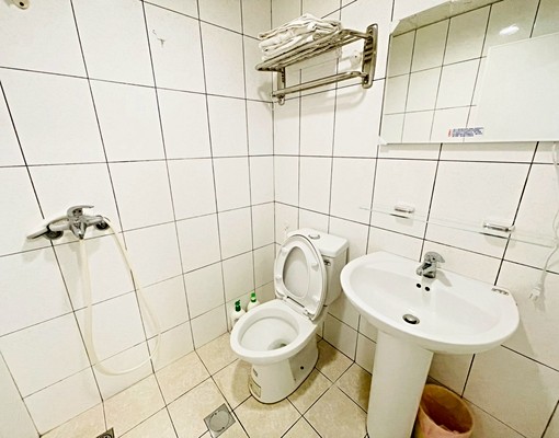 免佣）捷運台北小巨蛋【優質電梯】垃圾代收★飲水機★採光佳 - Image 5