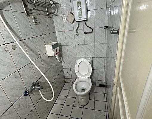 東門站速達、專人管理、附洗烘脫衣機、全室空調免費、代收垃圾 - Image 7