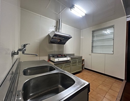 市中心透天合租3樓3房整層 - Image 6