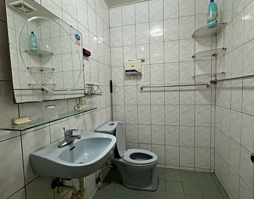 大溪區市中心透天分租3樓整層 - Image 7