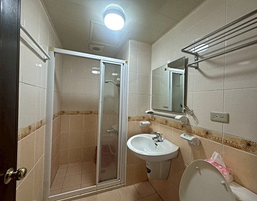 文化復旦國小.中壢交流道.青果市場.文化商圈.稀有三房車. - Image 4