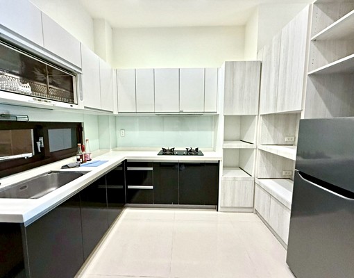 沙鹿近靜宜商圈|透天❤️別墅|獨立車庫 - Image 5