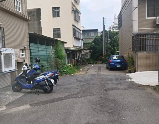 6000元萬大路透天3套房 - Image 3