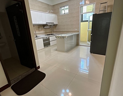 整層住家,精美住宅,獨立衛浴 - Image 3