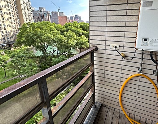 藝文✨上城|面樹海景觀|室內17坪|開放大套房 - Image 9