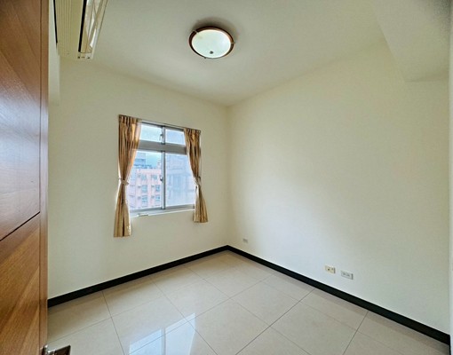 可租補~林口長庚商圈~緣圓園三房平面車位~ - Image 5