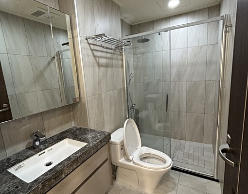 南勢國小旁九陽華威精裝一房家具電齊全 - Image 4