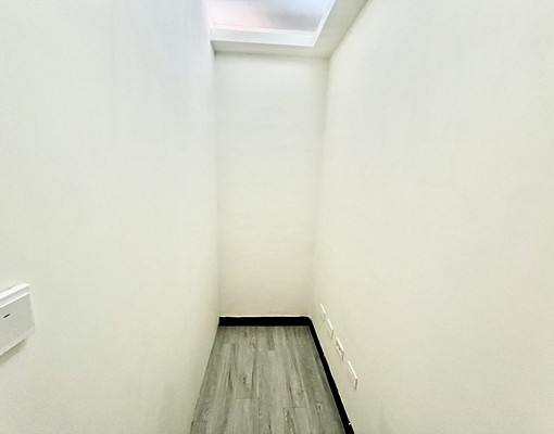 大里區🔥樓店改套、類一房一廳🔥可工作室 - Image 4