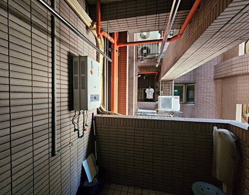 北大優質社區景觀3房平車可租補免服務費 - Image 2